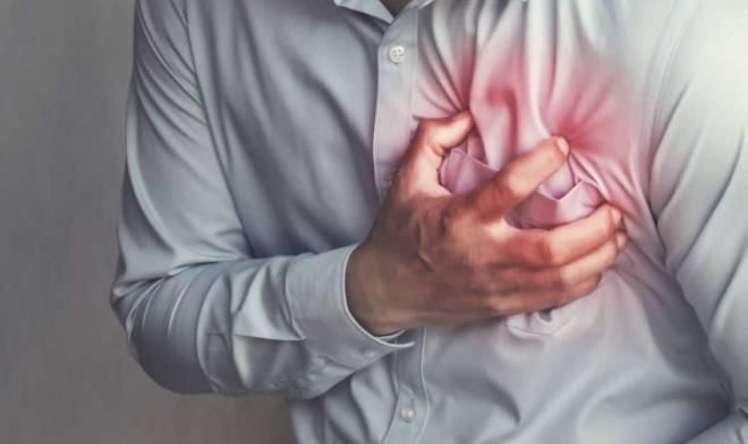 Bakıda 40 yaşlı kişi infarkt keçirdi  -  Gündə 4-5 banka enerji içkisi içirmiş